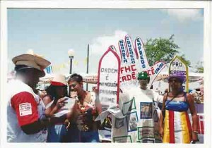 Bloco Cutucando as mulheres – Dia internacional das mulheres 08/03/2000