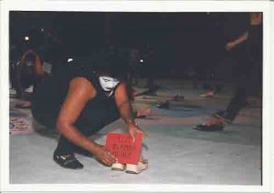 Grupo de teatro “Loucas da Pedra Lilás” 27.05.2000 pela Saúde da Mulher foto: Ivaldo Bezerra/ Lúmen