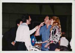 Eleições Sindicais 2000/Apuração. Representantes da FEEB/Contec, Glória e Gustavo Walfrido(Dir), discutem c/ o Pres. Junta Aprovadora, Roberto Moraes – 26/10/2000(Foto: Ivaldo Bezerra)