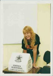 Maria da Glória de Souza – Candidate Chapa 2(Oposição Bancária FEEB/CONTEC, vota no sindicato) – 25/10/2000