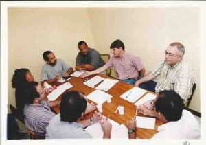 Reunião ref. horas extras c/ Diretores do SEEC/ PE e diretores do Banco Bilbao Vizcayza – (sentido horário) João Rufino, Ademir Brito, Célio Franklin, Suzineide Rodrigues, Francisco Bitú e Sivaldo Menezes. Diretores do SEEC-PE março/ 2000. Ivaldo Bezerra