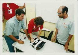Eleições Sindicato 2000
Ultimo dia, entrega de urna e documentação para apuração - 26/10/2000(Foto: Ivaldo Bezerra)
