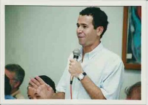 Cerimônia de posse da nova diretoria 2000
Miguel Correia  – 01/12/2000(Foto: Beto Oliveira/Lumen)