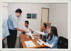 Eleições 2000
Comissão Eleitoral – Mesários: Vera, Nivaldo, Jairo(Func. Do Sindicato)– Ago/2000(Ivaldo Bezerra/Lumen)