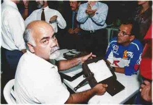 Eleições sindicais 2000/ apuração. Representantes das 2 chapas em apuração. 26/10/2000 foto Ivaldo Bezerra/ Lumen