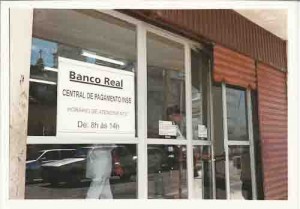 Fachada do banco Real ag. Gervásio Pires – B. Vista Recife/2000 foto: Ivaldo Bezerra