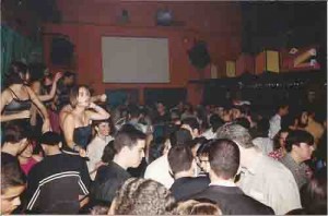 Chega de Sufoco! Festa UAU! Dia do bancário. Espaço Muchacha. Agosto/2000 – Ivaldo Bezerra/Lumen