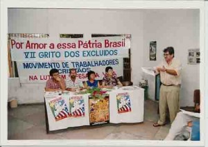 Lamçamento do 7º Grito do Excluidos – Por amor a essa pátria Brasil – 2001 (Beto Oliveira)
