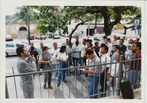 Ato no TRE contra projeto de FHC que altera a CLT e extingue garantias do trabalhador – 04/dez/2001(Beto Oliveira0 - LUMEN)