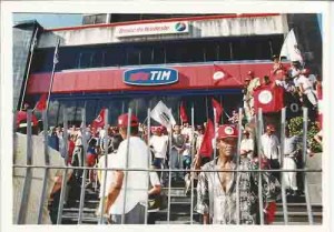 Ocupação do MST no BNB (Boa Vista) dia 05/09/91 Fotos: Beto Oliveira