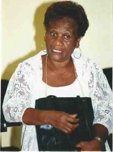 Erinéria Oliveira, filha de santo, durante culto ecumênico na semana da mulher – Clube da Chesf / 07.03.20001 foto: Ivaldo bezerra/Lumen