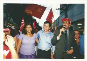 Suzineide rodrigues, Jurandir liberal e João paulo na Marcha das Mulheres trabalhadoras Rurais. 08.03.2001 foto: Beto Oliveira/ Lumen