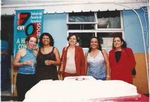 Comemoração 70 anos do Sindicato. As mulheres: Sulamita Esteliam (sec. comunicação), Suzineide Rodrigues (tesoureira), Jeanne Luzia (primeira dama do Recife), Tereza Souza (secretária geral) e vera Cisneiros (diretora) dia 26 de outubro 2001 foto: Beto Oliveira/ Lumen