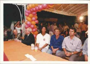 Comemoração 70 anos do Sindicato. E/D: Milton Persivo (51-53), Gilberto Azevedo (59-61), Aganjur (filho de Marcus Pereira 88-90), Marlos Guedes (97-2000) e Miguel Correia (2000-03) dia 26 de outubro 2001 foto: Beto Oliveira/ Lumen