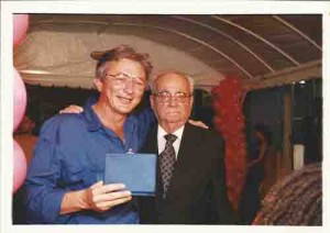 Despedida de Chico (func. BB e diretor). Diretores E/D: Tereza, Suzineide, Paulo Sobral, Solaney, José Francisco (Chico), Darcy leite, Ana Paula (Sindsprev) Beto Oliveira – 23/05/2003