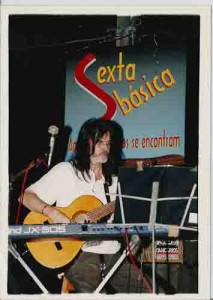Sexta Básica
Músicos: Fernando Lima e Saulo Coimbra – 28/09/2001(Foto: Beto Oliveira/Lumen)