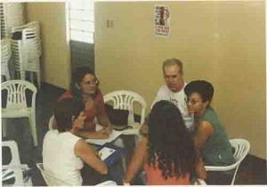 Formação Seminário regional dos Bancários Salgueiro - PE Participantes no trabalho em grupo dia: 25 de agosto de 2001 foto: Almir Torres