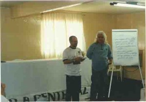 Formação Seminário regional dos Bancários Salgueiro - PE de pé diretores Miguel Anacleto e  Almir Torres Dia: 25 de agosto de 2001