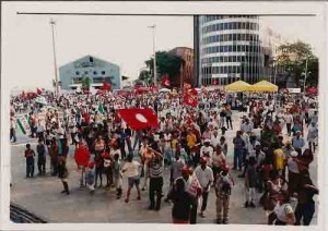 Comemoração do dia do Trabalho – Marco Zero(Recife Antigo) – 01/05/2001(Foto: Ivaldo Bezerra)