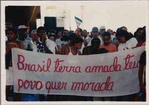 Comemoração do dia do Trabalho – Marco Zero(Recife Antigo) – 01/05/2001(Foto: Ivaldo Bezerra)