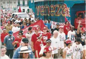8º Grito dos excluídos – Soberania não se Negocia. Panorâmica da passeata data: 07/09/2002 Foto: Beto Oliveira/Lumen