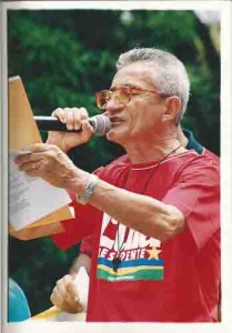 8º Grito dos excluídos – Soberania não se Negocia. Ex-padre de Casa Amarela, Reginaldo Veloso data: 07/09/2002 Foto: Beto Oliveira/Lumen