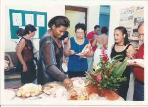 Café da manhã no Sindicato em homenagem à funcionárias e diretoras / 8 de março de 2002 Foto: Beto Oliveira - Lumen