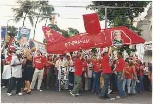 Eleições 2002 – Lula no Recife passeata dos 200 mil – 2º turno data: 15.10.2002 foto: Ivaldo Bezerra/ Lumen