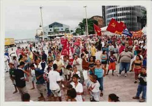 1º de maio: Ato no Marco Zero – 2002(Foto: Alexandre Albuquerque/Lumen)