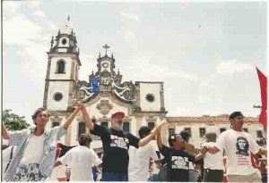 Passeata contra a guerra no Iraque 15 de fevereiro de 2003 Beto Oliveira/ Lúmen