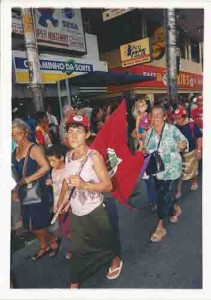 Dia Internacional da Mulher – passeata em homenagem  as mulheres. foto: Beto Oliveira – 07/03/2003