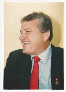 Roberto Leandro (Dep. Estadual e ex-diretor do SEEC) em café da manhã e inauguração de sala dos aposentados, 18.02.2003. Alexanadre Albuquerque/ Lumen