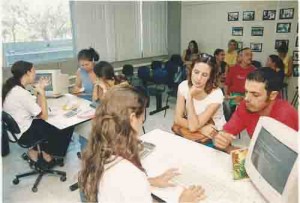 Programa da Prefitura do Recife – banco do povo do Recife set/ 2003 – Beto Oliveira/ Lumen