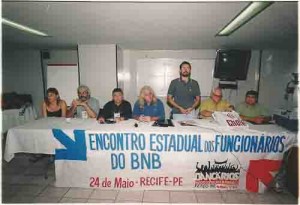 Encontro estadual dos Func. Do BNB Mesa de abertura: Jaqueline Melo (diretora SEEC/PE), Varella Cavalcanti (FETEC-NE), Tomás de Aquino (CNFBNB), Miguel Anacleto (SEEC/PE), Miguel Correia (SEEC/PE), Miguel Nóbrega (AABNB), Cláudio Rocha (AFBNB) foto: Alexandre Albuquerque