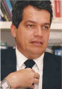 A Previdência na berlinda Cláudio Ferreira Advogado, membro do cons. Desenv. Econômico social. Ivaldo Bezerra/ Lumen 23/04/2003