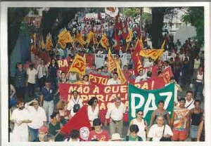 Ato contra a guerra no Iraque 4 de abril de 2003 Ivaldo Bezerra/ Lumen