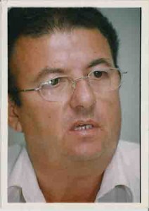 Givaldo Ferreira, pai de Domitila(Portadora da Sindrome Rett) – fev/2004(Foto: Ivaldo Bezerra/Lumen)