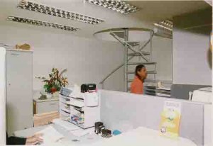 Segurança/ Condições de trabalho Acesso Tesouraria CEF Ag. Janga fev/ 2004 – Beto Oliveira/ Lumen