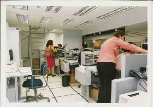 Segurança/ Condições de trabalho Acesso Tesouraria CEF Ag. Janga fev/ 2004 – Beto Oliveira/ Lumen