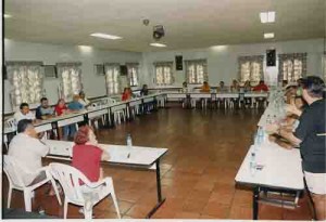 Seminário de Avaliação e Planejamento Diretoria(Moreno)
D/E – Sulamita(Assessora de Comunicação), janildo(Assessor Político, Solaney(c/ a Palavra - 2004