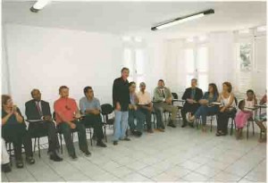 Inauguração Telecentro Sindicato dos Bancários 23 de novembro/ 2004 Marlos Guedes (em pé - presidente do sindicato), jairo Barbosa (lado esq. Funci.), ademir de Brito (OTM) e Nivaldo (IASC). Alexandre Albuquerque/ Lumen