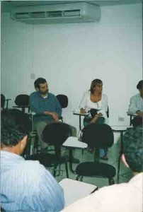 Campanha salarial /2004 reunião GT Saúde em 16/08/2004 E/D: Plínio pavão, Jaqueline (dir. Sindicato). Alexandre Gomes/ Teclab.