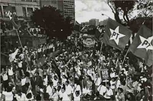 Passeata contra as 3000 demissões e fechamento das 98 ag. do Bandepe