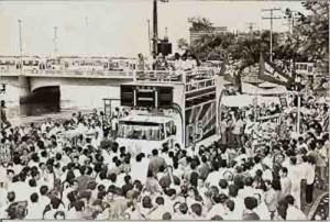 Passeata contra as 3000 demissões e fechamento das 98 ag. do Bandepe