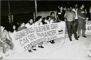 Ato contra as 3000 demissões e o fechamento das 98 ag do Bandepe – Out/91