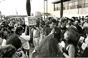 Campanha Salarial/91 – Enterro do TST – Bancos Federais imagem fotos