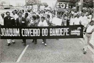 Passeata contra as 3000 demissões e fechamento das 98 ag. do Bandepe out/91