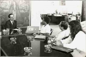 Visita do Sindicato ao Presidente do Bandepe (Erico Furtado) que pediu exoneração  do cargo no gov. Joaquim. Imagem fotos – agosto /91