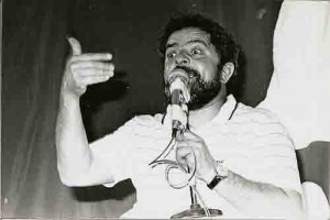 Movimento em defesa dos Bancos Federais – Campanha Salarial/1991(Humberto costa lendo PT)