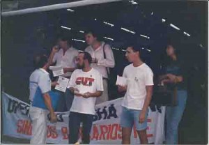 Passeata Contra o fechamento das Agências do Bandepe out. 91